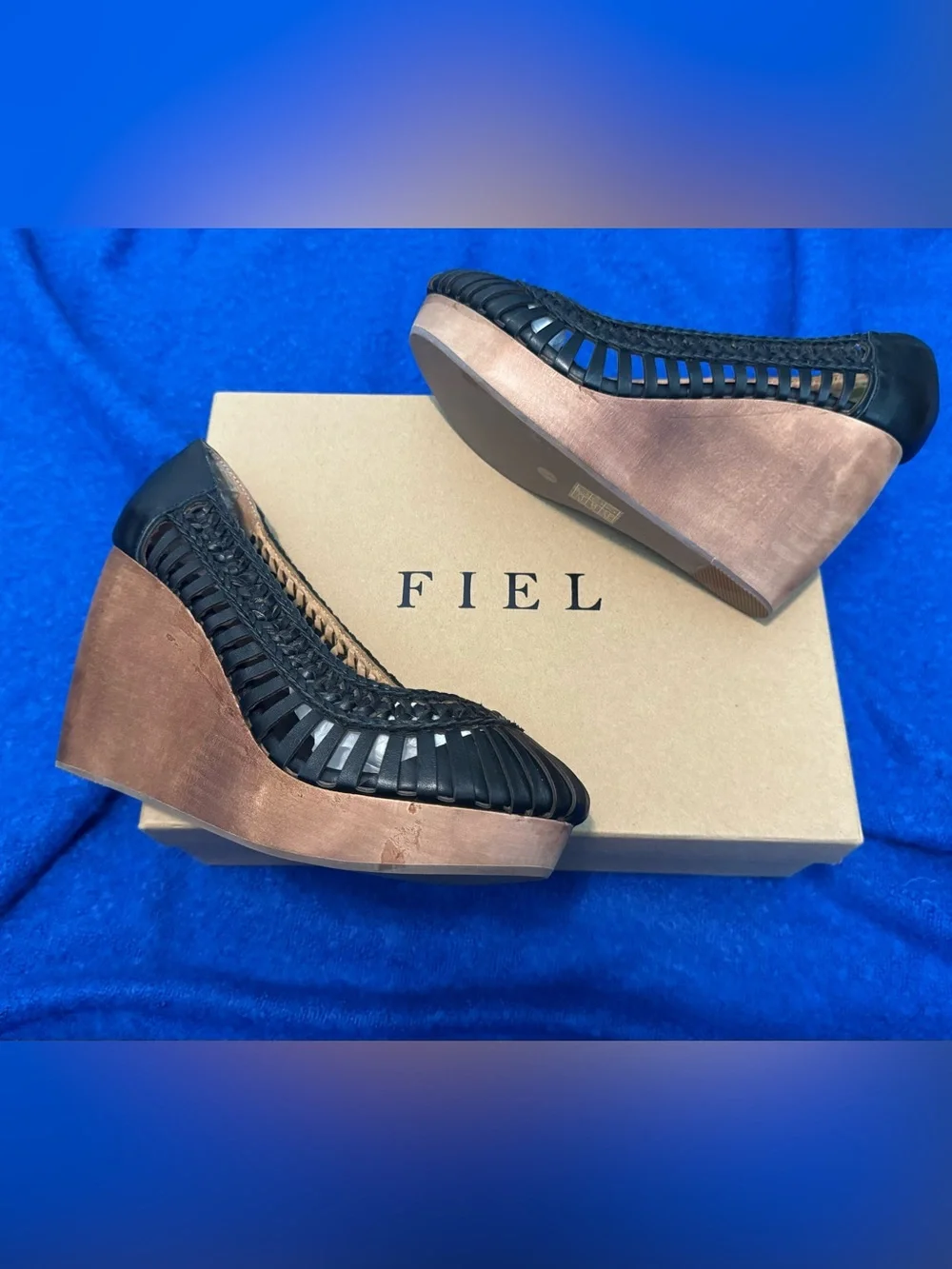 FIEL black woven